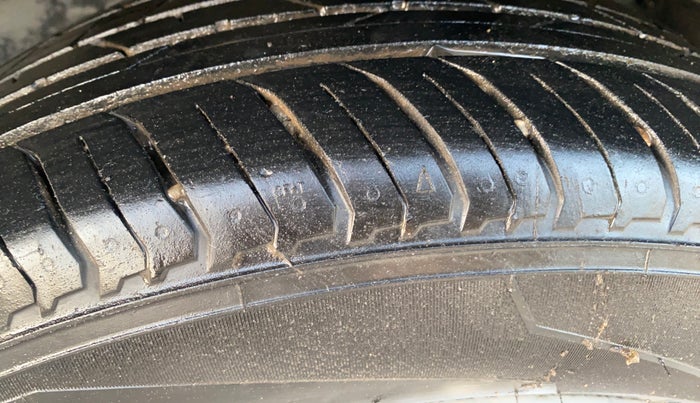 2018 Tata NEXON XM PETROL, Petrol, Manual, 96,091 km, Left Rear Tyre Tread