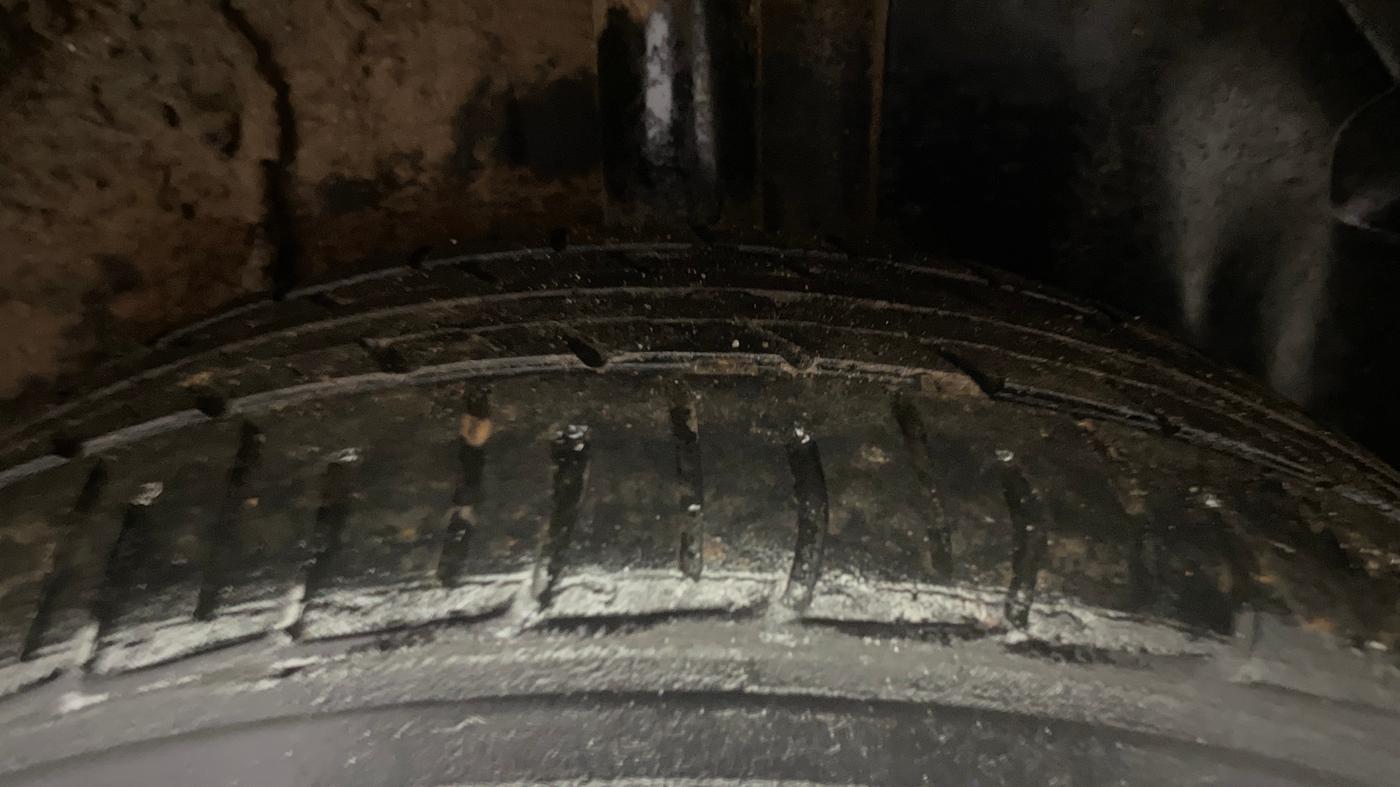 2022 Tata ALTROZ XM PLUS PETROL, Petrol, Manual, 49,469 km, Left Rear Tyre Tread