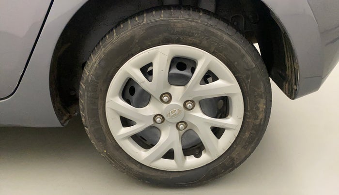 2018 Hyundai Grand i10 MAGNA AT 1.2 KAPPA VTVT, Petrol, Automatic, 16,844 km, Left Rear Wheel