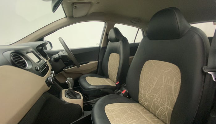 2018 Hyundai Grand i10 MAGNA AT 1.2 KAPPA VTVT, Petrol, Automatic, 16,844 km, Right Side Front Door Cabin