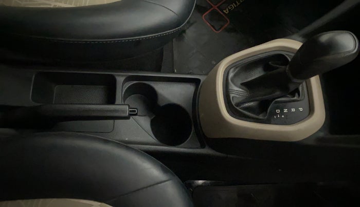 2018 Hyundai Grand i10 MAGNA AT 1.2 KAPPA VTVT, Petrol, Automatic, 16,844 km, Gear Lever