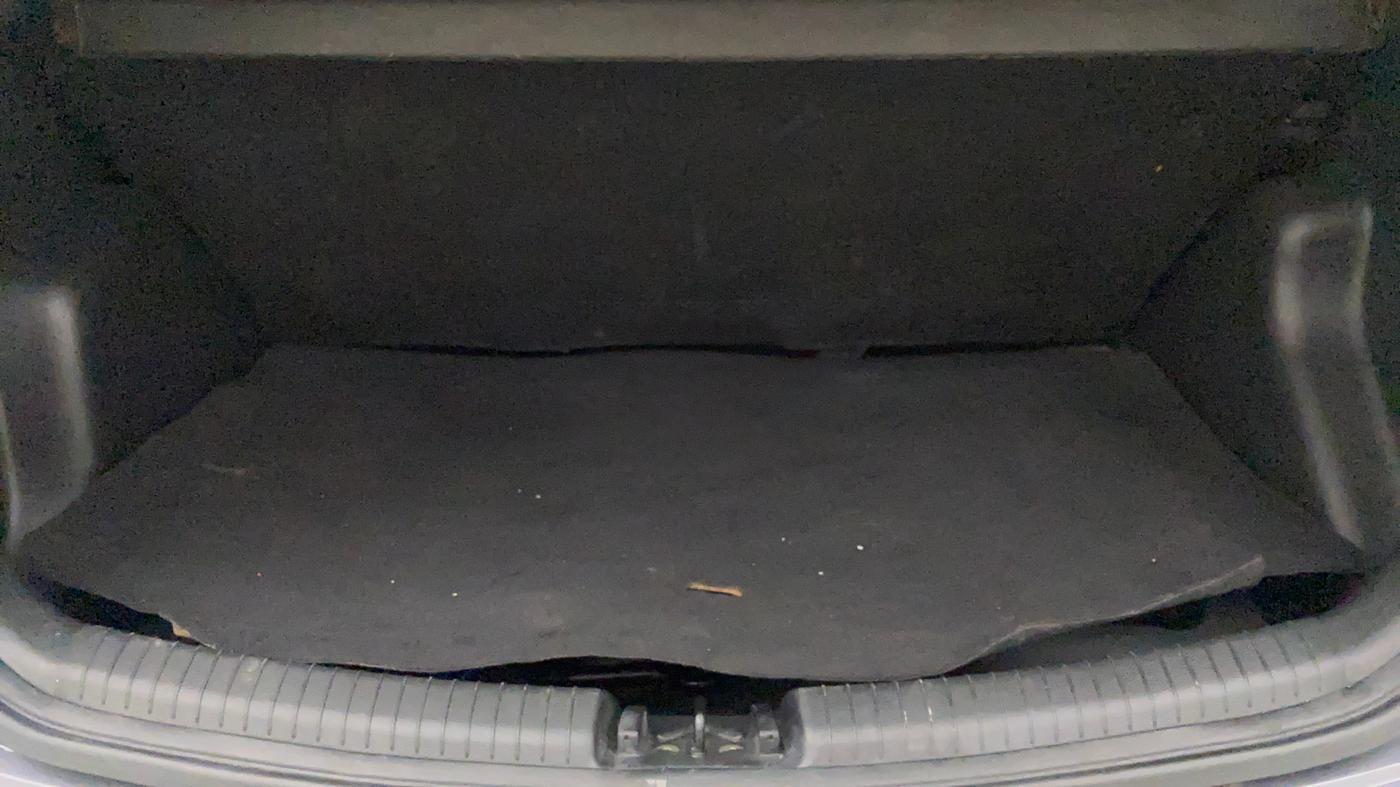 2018 Hyundai Grand i10 MAGNA AT 1.2 KAPPA VTVT, Petrol, Automatic, 16,844 km, Boot Inside