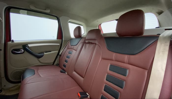 2015 Nissan Terrano XL (P), Petrol, Manual, 86,374 km, Right Side Rear Door Cabin