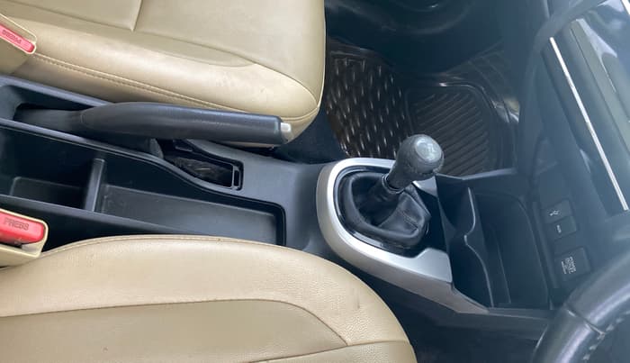 2017 Honda Jazz 1.2L I-VTEC V, Petrol, Manual, 78,009 km, Gear Lever