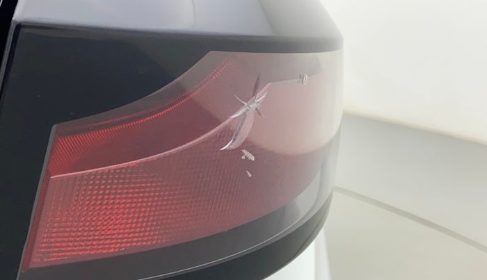 2021 Tata ALTROZ XZ PETROL, Petrol, Manual, 9,172 km, Right tail light - < 2 inches,no. = 2