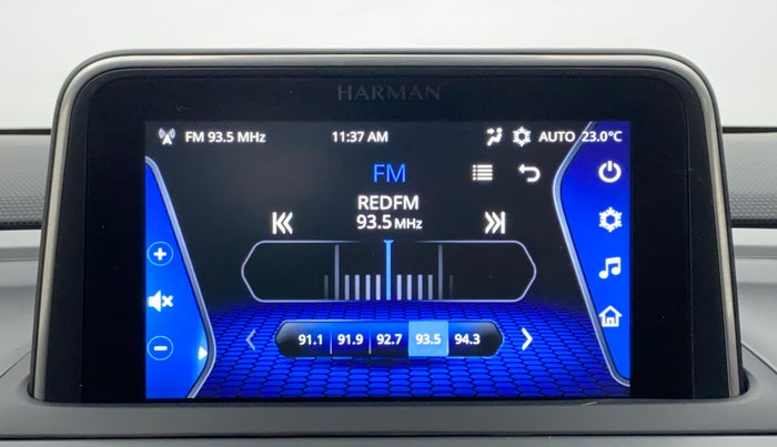 2021 Tata ALTROZ XZ PETROL, Petrol, Manual, 9,172 km, Infotainment System