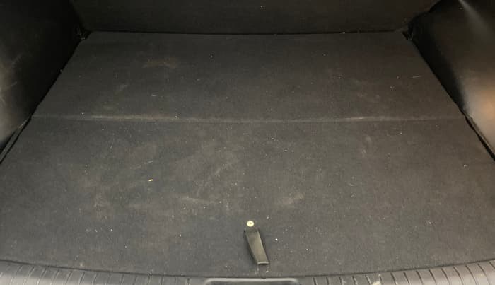 2018 Hyundai Creta SX (O) 1.6 PETROL, Petrol, Manual, 90,709 km, Boot Inside