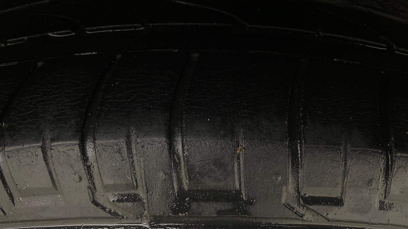 2018 Hyundai Creta SX (O) 1.6 PETROL, Petrol, Manual, 90,709 km, Left Rear Tyre Tread