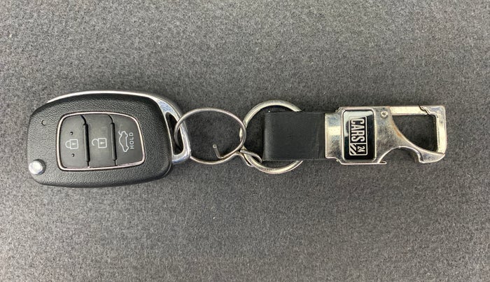 2020 Hyundai GRAND I10 NIOS SPORTZ 1.2 AT, Petrol, Automatic, 8,143 km, Key Close Up