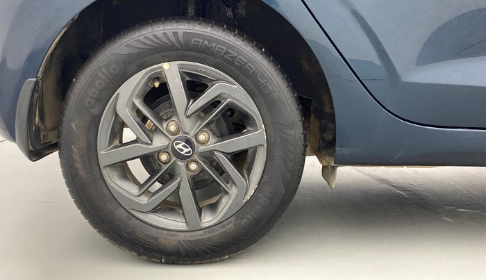 2020 Hyundai GRAND I10 NIOS SPORTZ 1.2 AT, Petrol, Automatic, 8,143 km, Right Rear Wheel