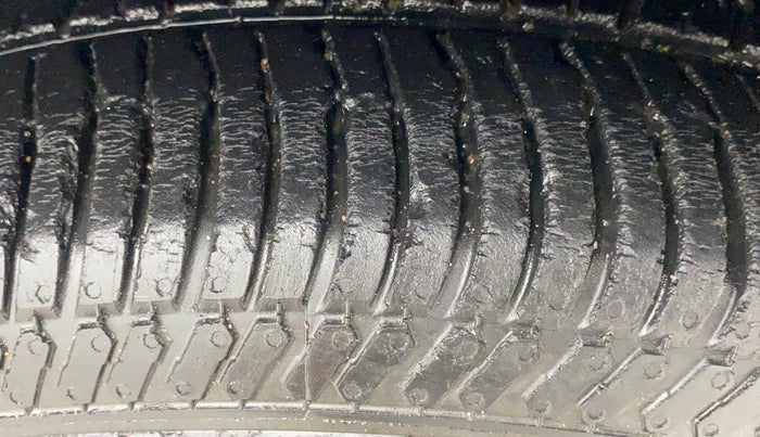 2018 Ford Ecosport TREND + 1.5L PETROL AT, Petrol, Automatic, 60,491 km, Right Front Tyre Tread