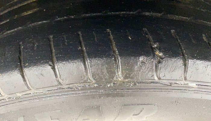 2019 KIA SELTOS HTK 1.5 DIESEL, Diesel, Manual, 48,433 km, Left Front Tyre Tread