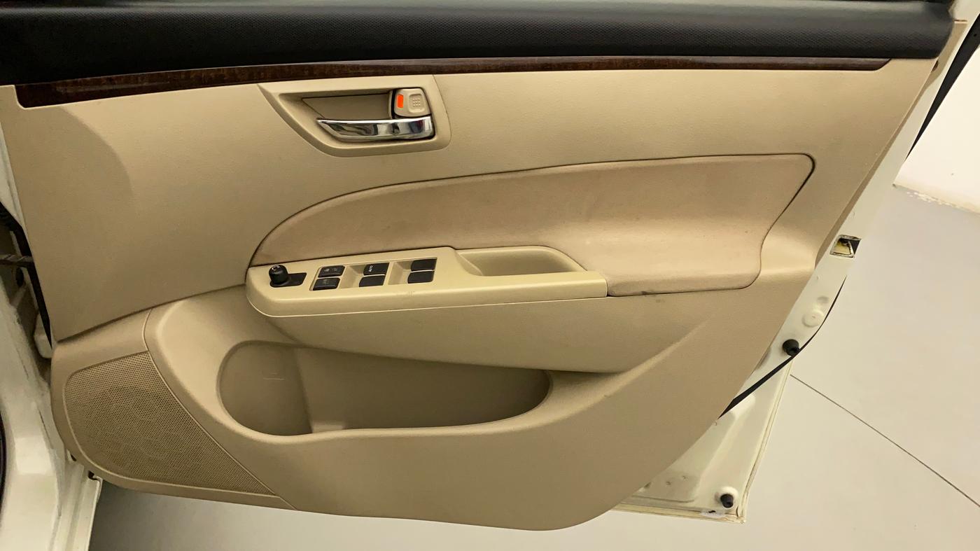 2013 Maruti Swift Dzire VXI, Petrol, Manual, 47,225 km, Driver Side Door Panels Control