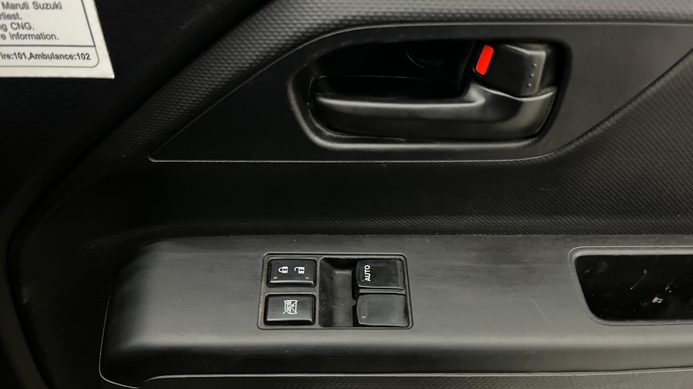2021 Maruti New Wagon-R LXI CNG (O) 1.0, CNG, Manual, 47,599 km, Driver Side Door Panels Control