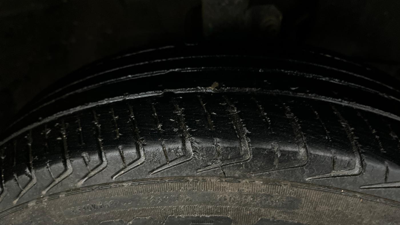 2021 Maruti New Wagon-R LXI CNG (O) 1.0, CNG, Manual, 47,599 km, Right Front Tyre Tread