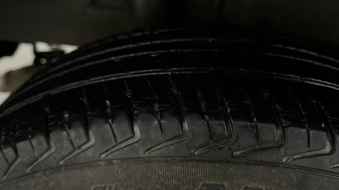 2021 Maruti New Wagon-R LXI CNG (O) 1.0, CNG, Manual, 47,599 km, Right Rear Tyre Tread