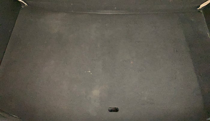 2018 Hyundai Grand i10 ASTA 1.2 KAPPA VTVT, Petrol, Manual, 67,500 km, Boot Inside