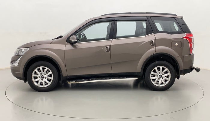 2017 Mahindra XUV500 W10 AT FWD, Diesel, Automatic, 25,600 km, Left Side