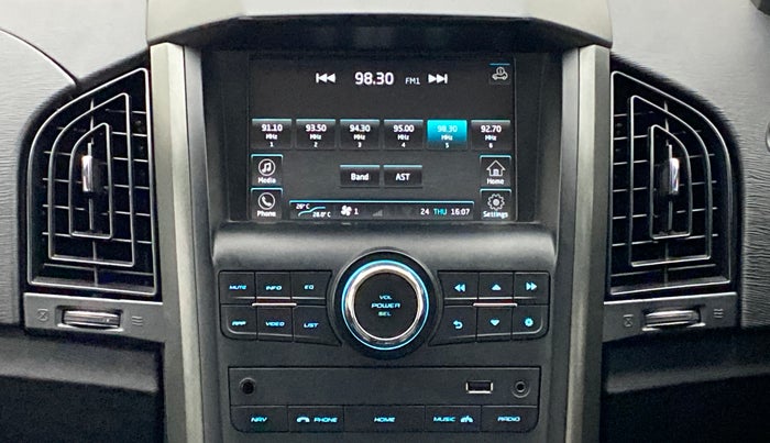 2017 Mahindra XUV500 W10 AT FWD, Diesel, Automatic, 25,600 km, Infotainment System