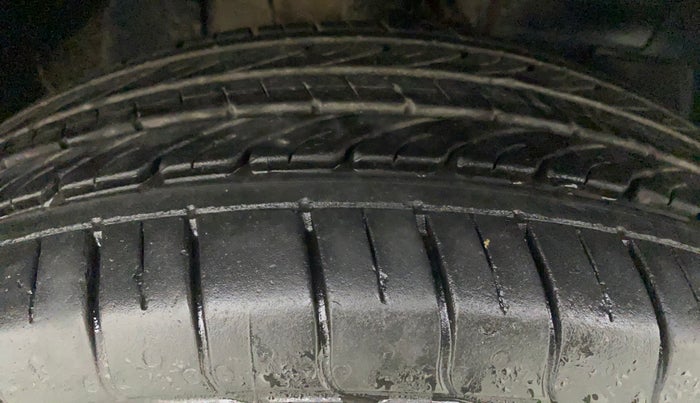 2022 Tata PUNCH CREATIVE  AMT, Petrol, Automatic, 11,793 km, Right Front Tyre Tread