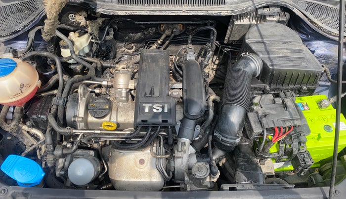 2015 Volkswagen Vento HIGHLINE PLUS 1.2 AT 16 ALLOY, Petrol, Automatic, 76,519 km, Engine View