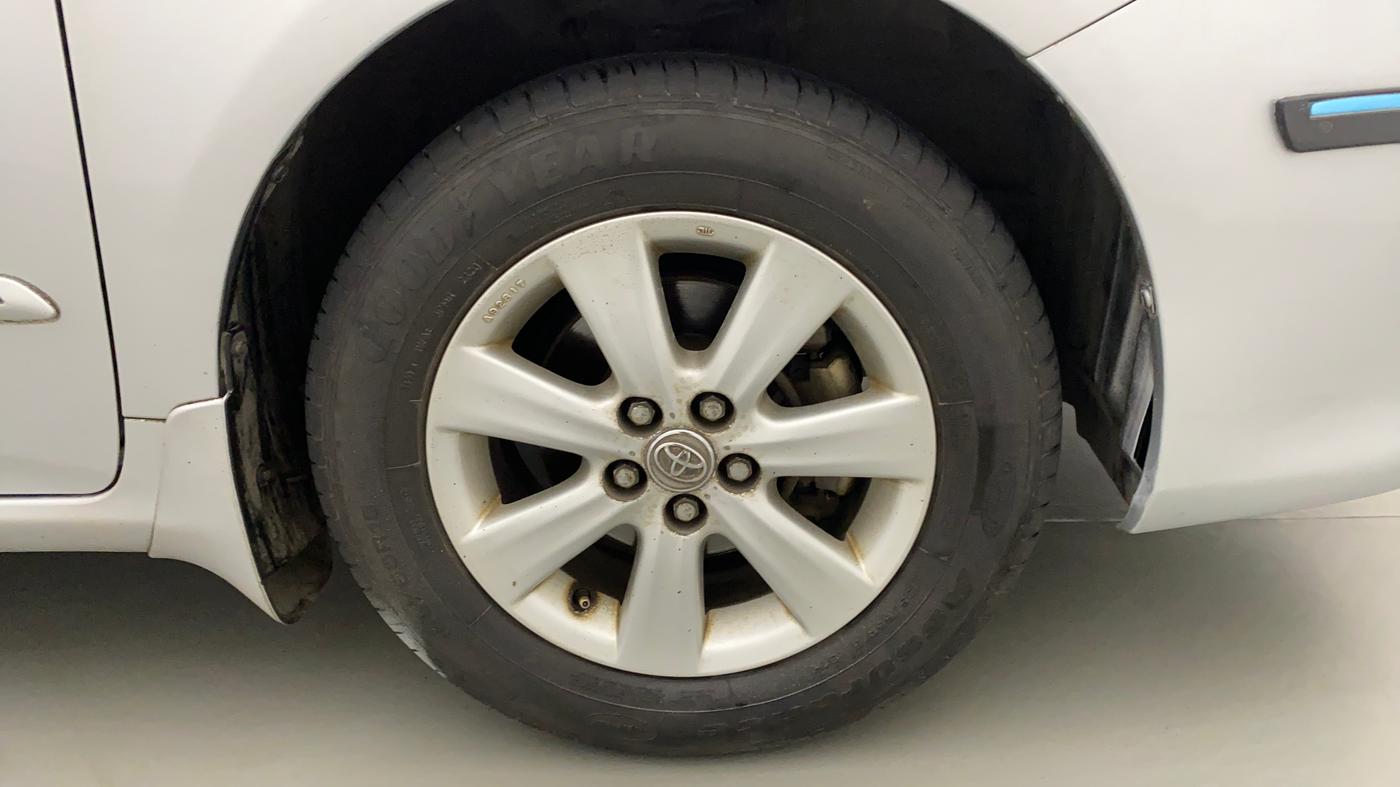 2013 Toyota Corolla Altis VL AT PETROL, Petrol, Automatic, 78,484 km, Right Front Wheel