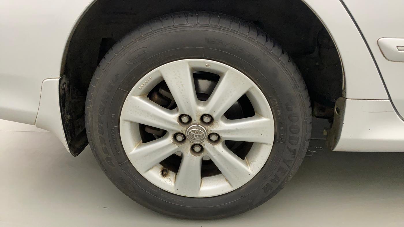 2013 Toyota Corolla Altis VL AT PETROL, Petrol, Automatic, 78,484 km, Right Rear Wheel