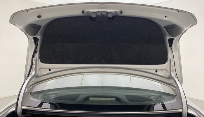 2013 Toyota Corolla Altis VL AT PETROL, Petrol, Automatic, 78,484 km, Boot Door Open