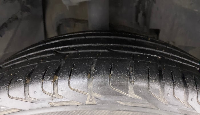 2019 Tata NEXON XZA PLUS PETROL, Petrol, Automatic, 44,161 km, Right Front Tyre Tread