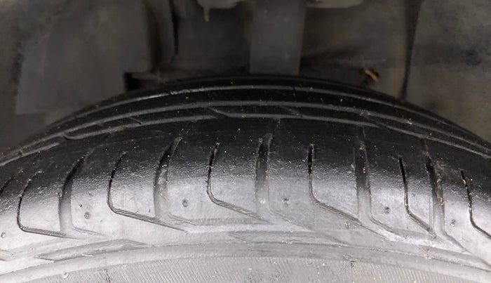 2019 Tata NEXON XZA PLUS PETROL, Petrol, Automatic, 44,161 km, Left Front Tyre Tread