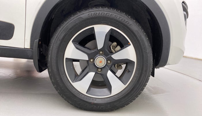 2019 Tata NEXON XZA PLUS PETROL, Petrol, Automatic, 44,161 km, Right Front Wheel