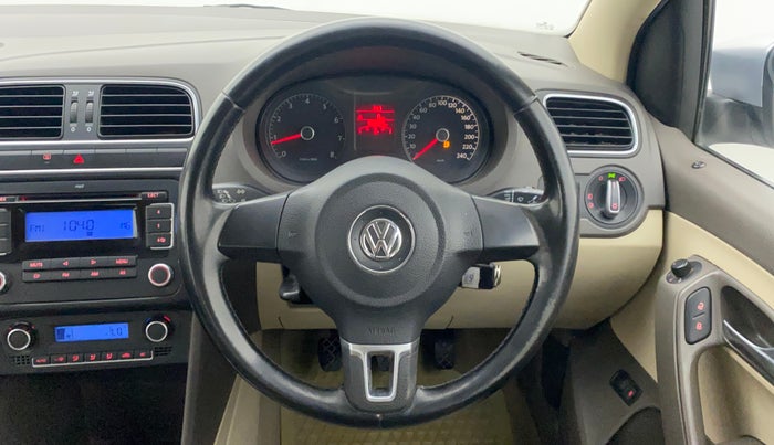 2010 Volkswagen Vento HIGHLINE 1.6 MPI, Petrol, Manual, 1,05,484 km, Steering Wheel Close Up