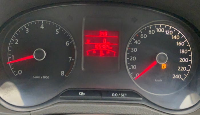 2010 Volkswagen Vento HIGHLINE 1.6 MPI, Petrol, Manual, 1,05,484 km, Odometer Image