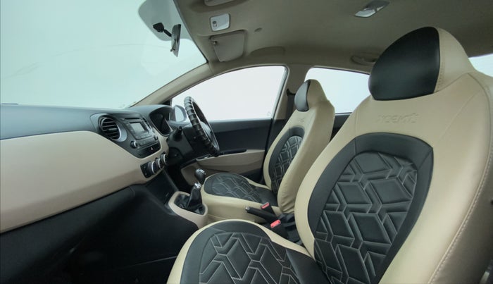 2016 Hyundai Xcent S 1.2, Petrol, Manual, 36,275 km, Right Side Front Door Cabin