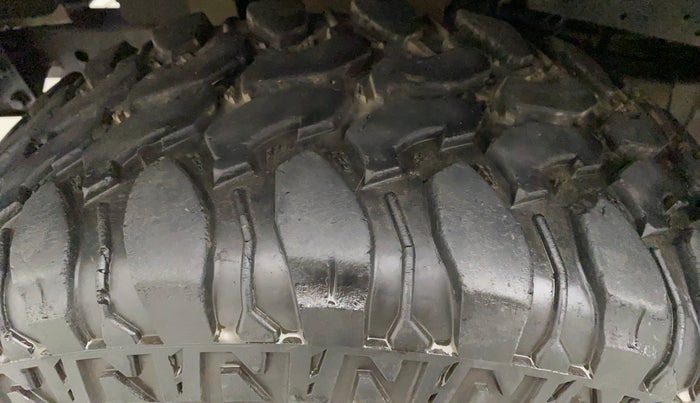 2019 Mahindra Thar CRDE 4X4 AC, Diesel, Manual, 32,124 km, Right Front Tyre Tread