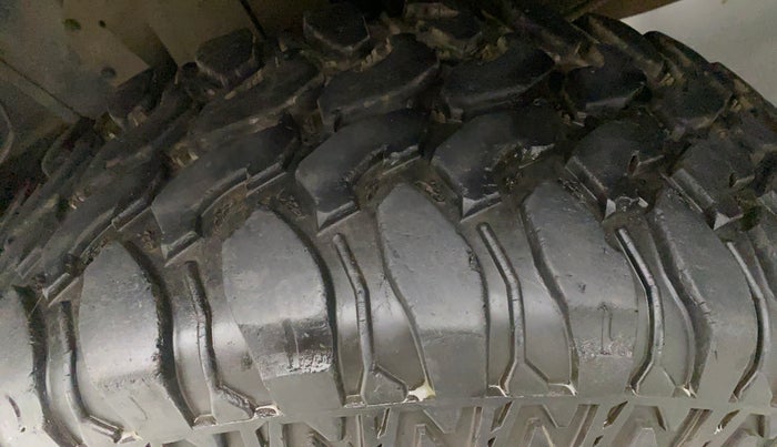 2019 Mahindra Thar CRDE 4X4 AC, Diesel, Manual, 32,124 km, Right Rear Tyre Tread