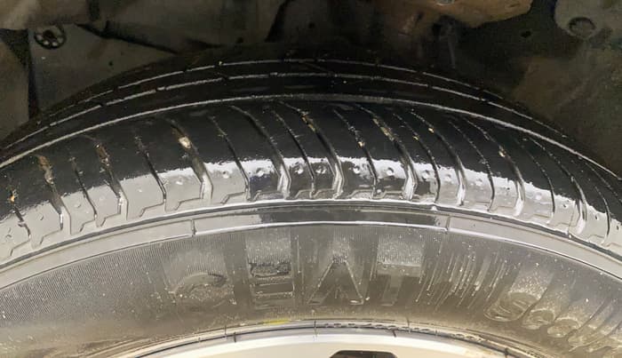 2017 Honda WR-V 1.2L I-VTEC VX MT, Petrol, Manual, 1,01,002 km, Left Front Tyre Tread