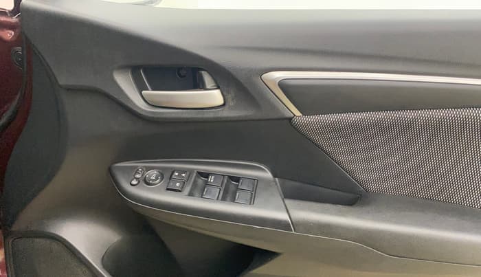 2017 Honda WR-V 1.2L I-VTEC VX MT, Petrol, Manual, 1,01,002 km, Driver Side Door Panels Control