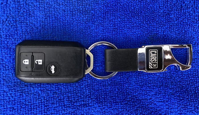 2018 Maruti Dzire ZXI AMT, Petrol, Automatic, 52,045 km, Key Close Up