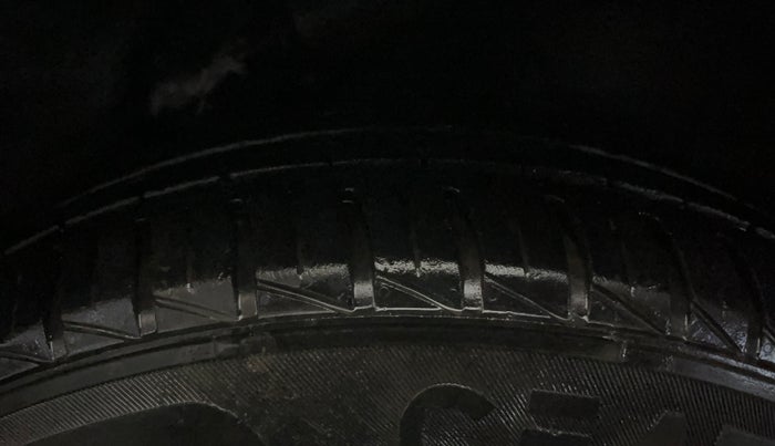 2014 Hyundai i10 MAGNA 1.1, Petrol, Manual, 23,765 km, Left Rear Tyre Tread