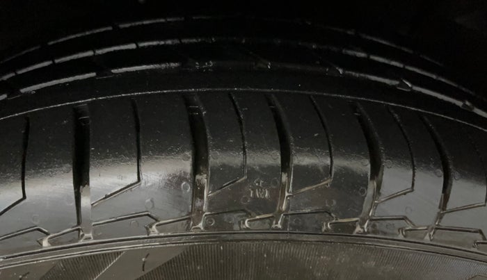 2019 Hyundai Creta SX AT 1.6 PETROL, Petrol, Automatic, 77,868 km, Right Front Tyre Tread