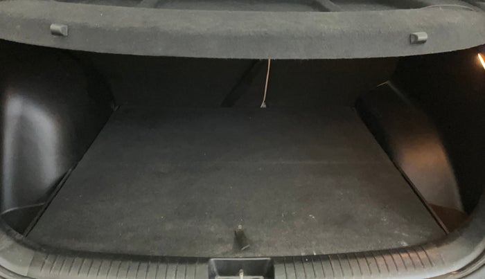 2019 Hyundai Creta SX AT 1.6 PETROL, Petrol, Automatic, 77,868 km, Boot Inside