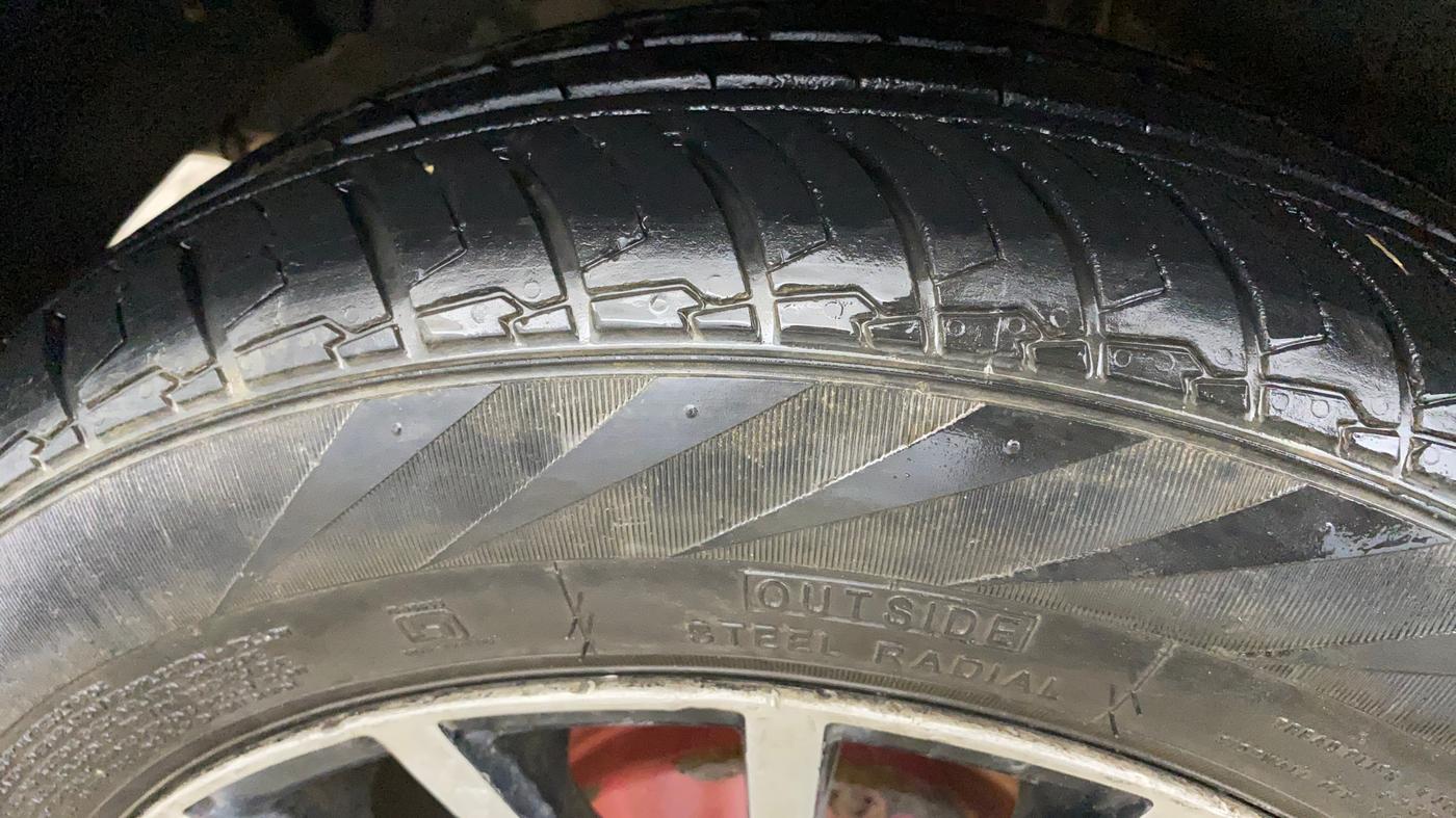 2021 Tata TIGOR XE PETROL, CNG, Manual, 99,468 km, Right Rear Tyre Tread