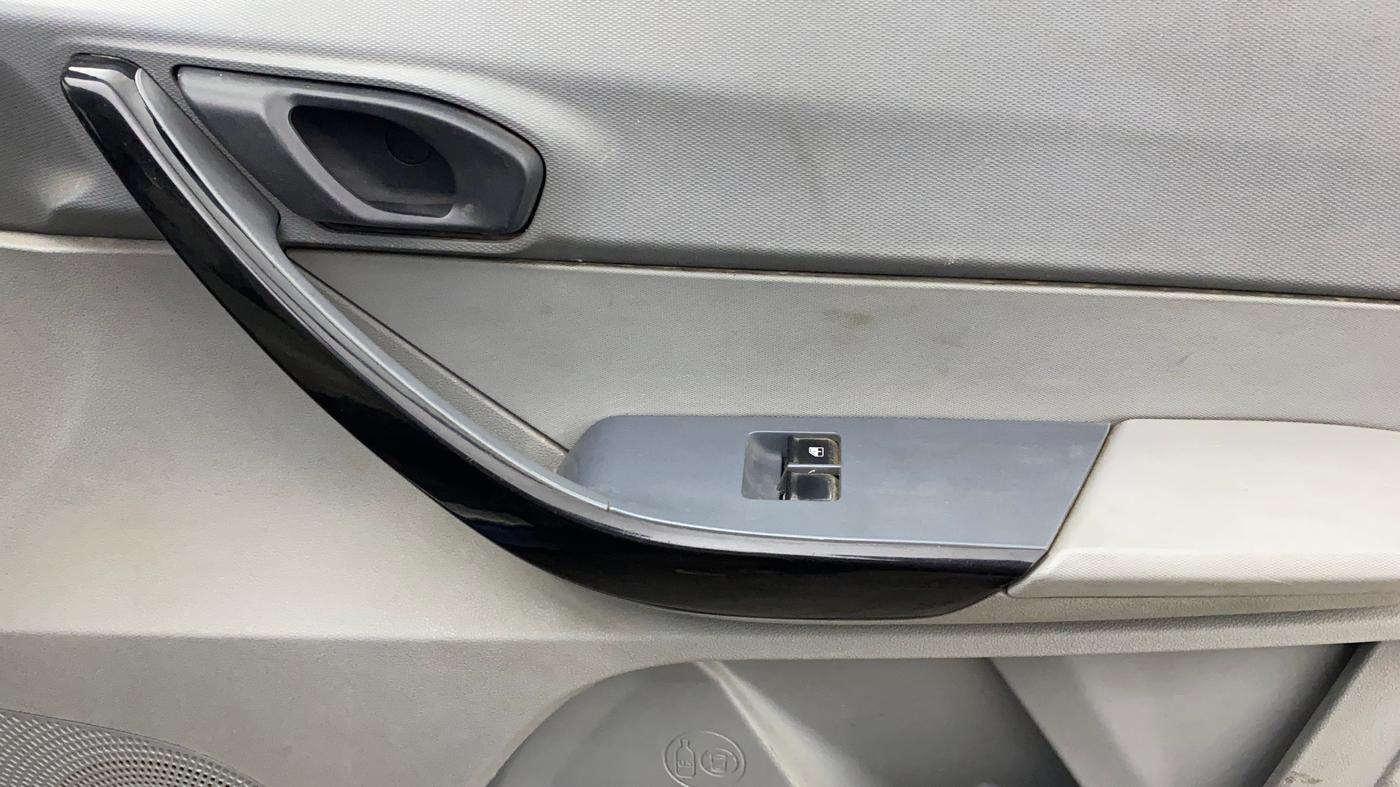 2021 Tata TIGOR XE PETROL, CNG, Manual, 99,468 km, Driver Side Door Panels Control