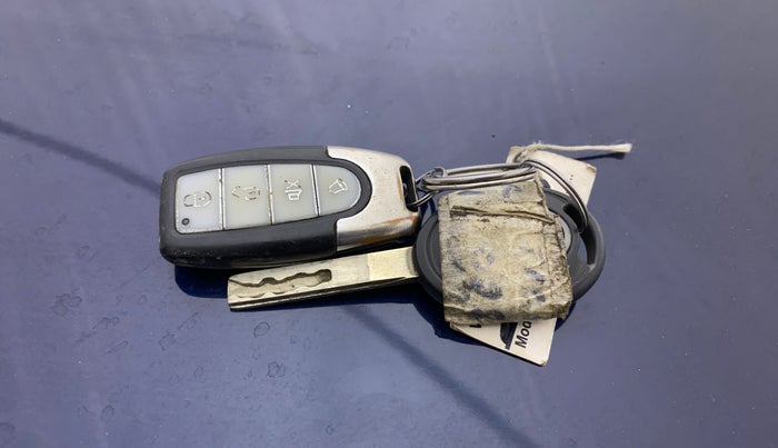 2021 Tata TIGOR XE PETROL, CNG, Manual, 99,504 km, Key Close Up