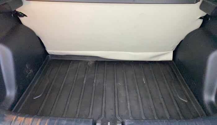 2021 KIA SONET HTX 1.0 IMT, Petrol, Manual, 39,156 km, Boot Inside