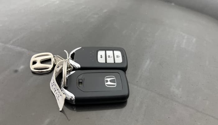 2018 Honda City 1.5L I-VTEC V MT, Petrol, Manual, 50,768 km, Key Close Up