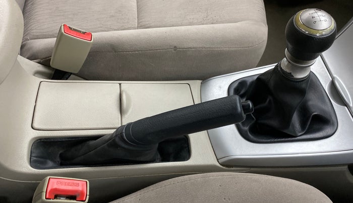 2012 Toyota Corolla Altis J, Petrol, Manual, 75,498 km, Gear Lever