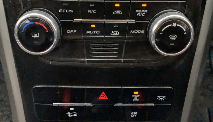 2019 Mahindra XUV500 W9, Diesel, Manual, 25,269 km, Automatic Climate Control