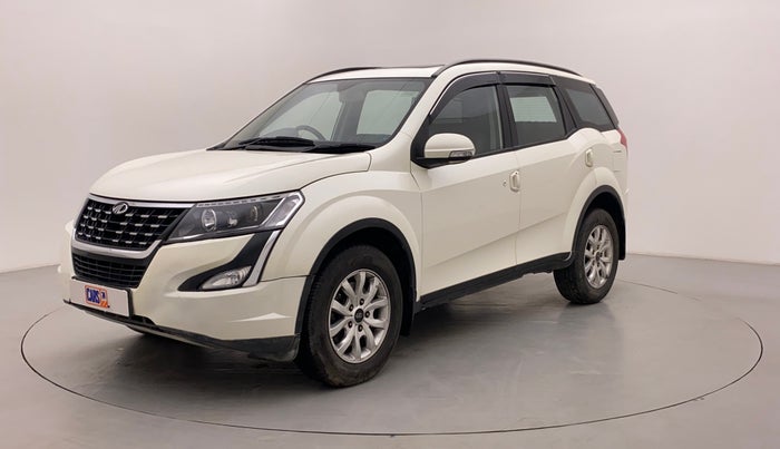 2019 Mahindra XUV500 W9, Diesel, Manual, 25,269 km, Left Front Diagonal
